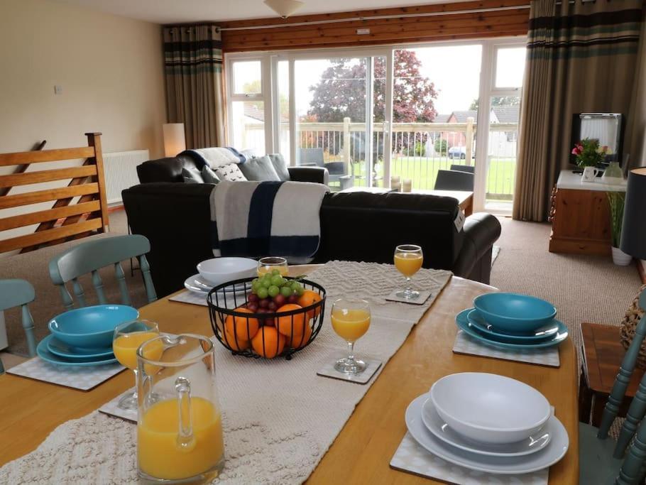 Cheerful Spacious 2 Bedroom Holiday Home St Anns 12 Gunnislake Bagian luar foto